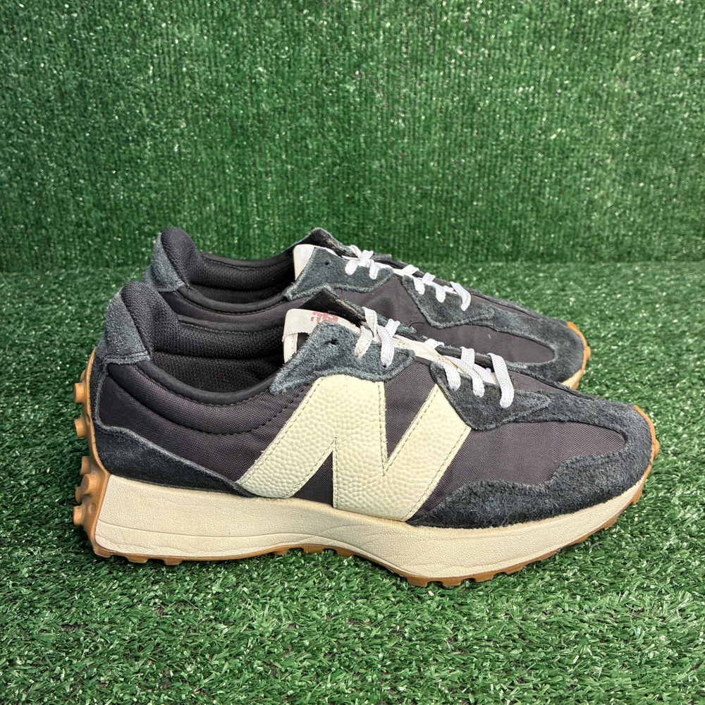 New Balance 327 Suede Nylon Retro Lifestyle Sneaker Black Moonbeam Womens Sz 9.5
